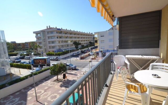 Apartment Pins I Mar Cambrils