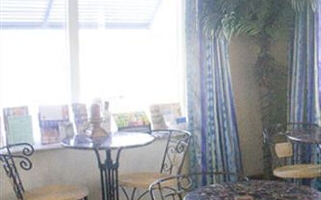 Oceanview Lodge