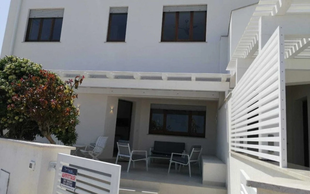 Casa Blu sul mare e centralissima