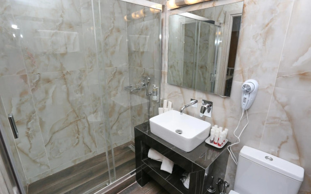 Alia Palace Hotel - Adults Only