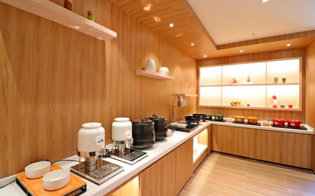 Hanting Hotel Shanghai Pujiang Sanlu Highway