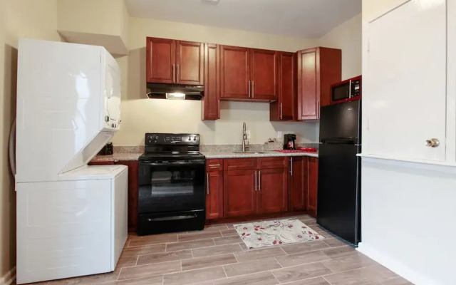 1 Bedroom Studio - 806.5