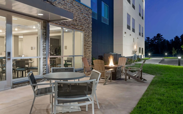 Best Western Plus Grand Rapids MN