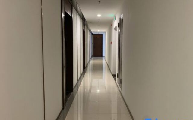 Weixiangwu  Apartment (Hanxi Changlong Wanbo Tianhe City store)