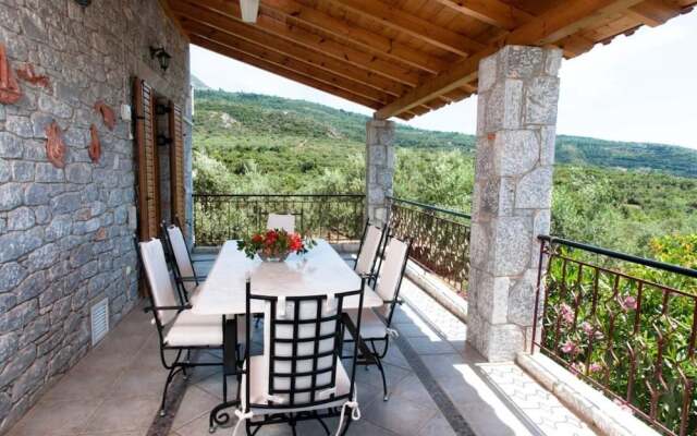 Spacious Villa Stunning Seaview - Perfect Location