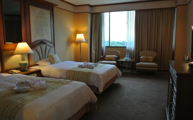 Chiang Mai Plaza Hotel