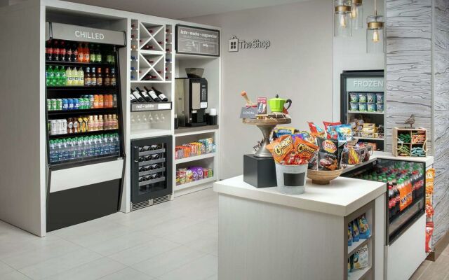 Hilton Garden Inn Miami Brickell South