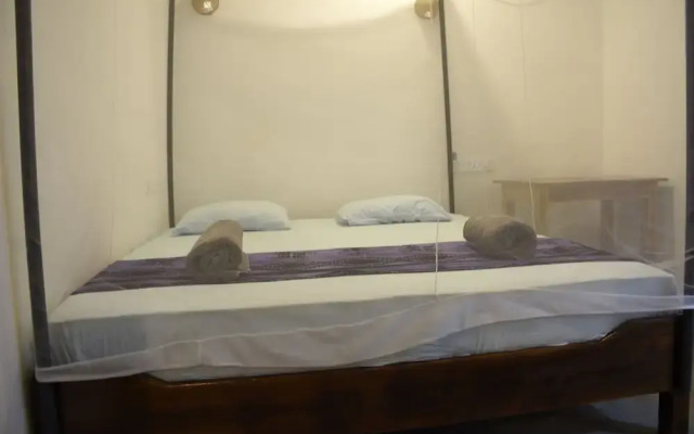 Eagle Resort Arugambay