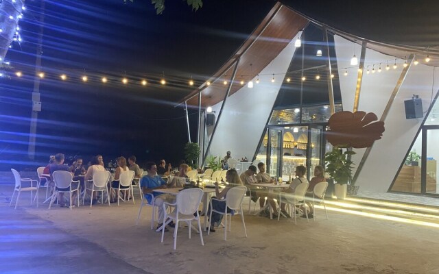 Quiri Peninsula Hostel