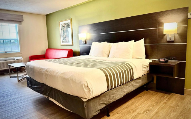 SureStay Plus Hotel by Best Western Kincardine