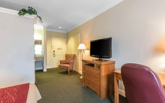 SAMIR Stay at NW Expressway