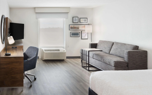 Hampton Inn & Suites Lanett-West Point