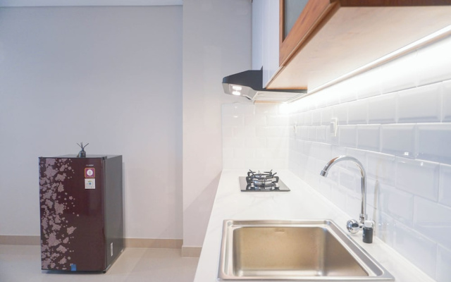 Comfy And Elegant 2Br At Tamansari Iswara Apartment