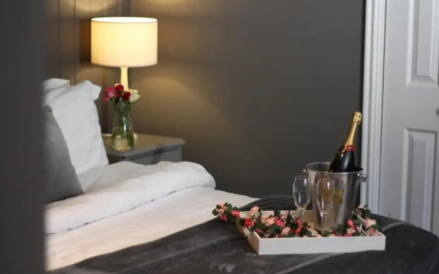 The Knife and Cleaver