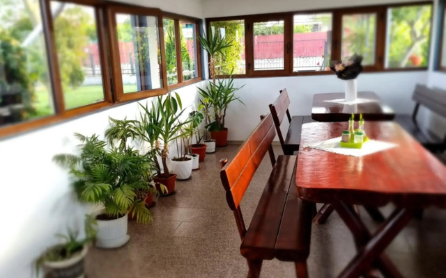 Casa cu Trandafiri Murighiol