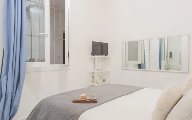 Luce Apartment in Como