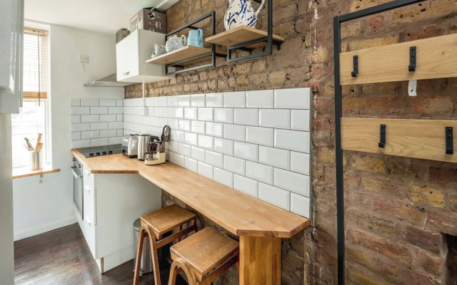 Cosy 1B Flat in Spitalfields Near Brick