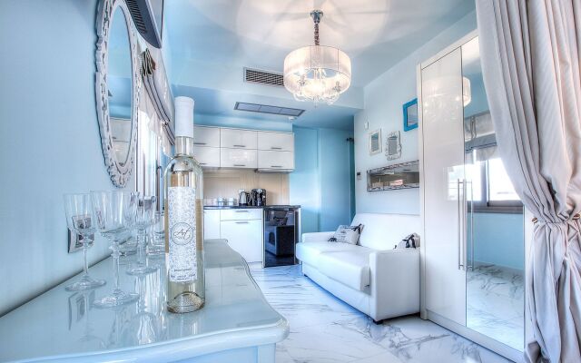 Alpha Luxury Suites