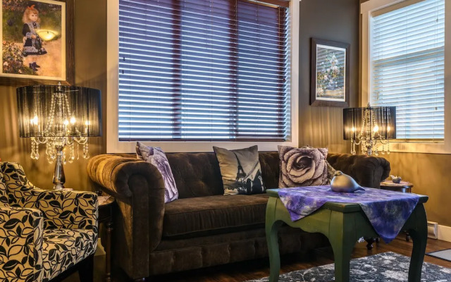 Brookside Inn Boutique Hotel