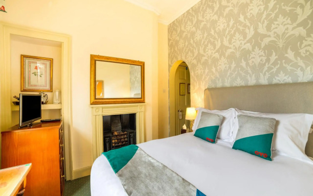 OYO Bailbrook Lodge, Bath
