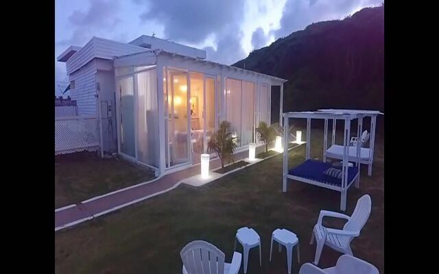 Ocean Breeze Boutique Hotel