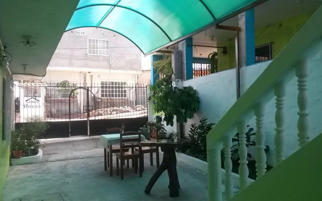 Casa de Huespedes Milena