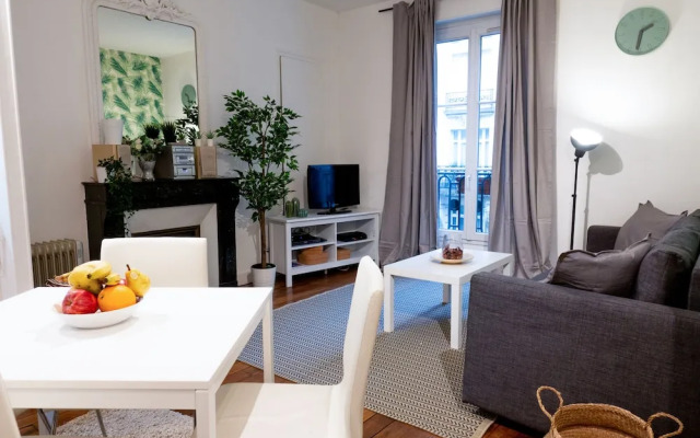 Pelicanstay in Central Paris