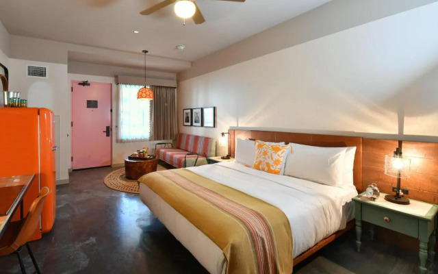 Texican Court, by Valencia Hotel Collection