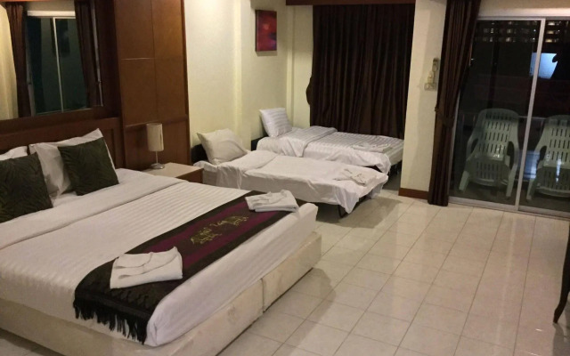 The Yim Siam Hotel