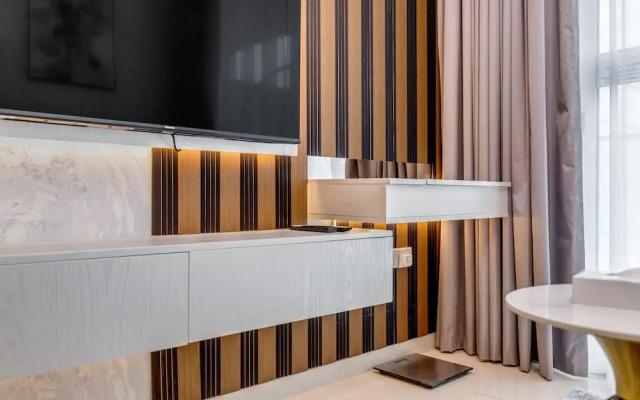 GLOBALSTAY. DAMAC Reva Residences