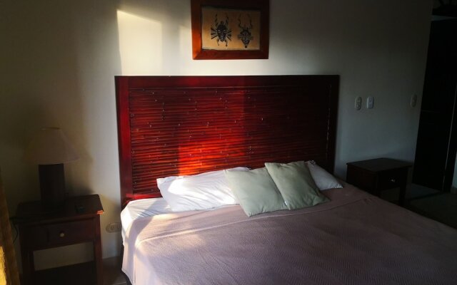 Beachfront Jaco Condos - Fully Equipped - 6 Pax