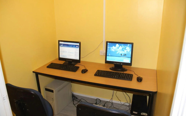 Silverfern Backpackers