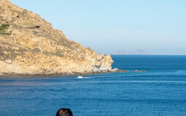 Etesians Suites & Villas