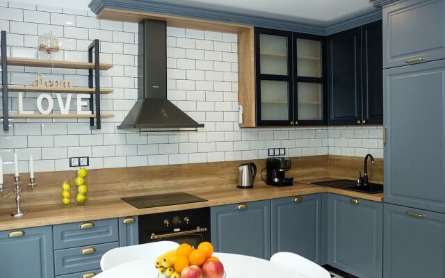 FM Luxury 1-BDR Apartment - Dream & Love