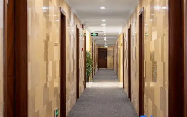 Shengchen Hotel Yunyue Light Luxury (Shanghai Pudong Airport)