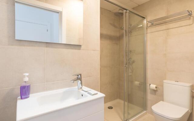 Urbe10 Premium Atarazanas 4 Bedrooms Apartment