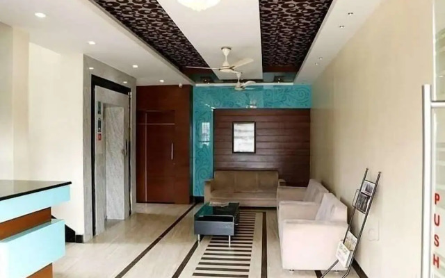 Iroomz Vaishali Residency