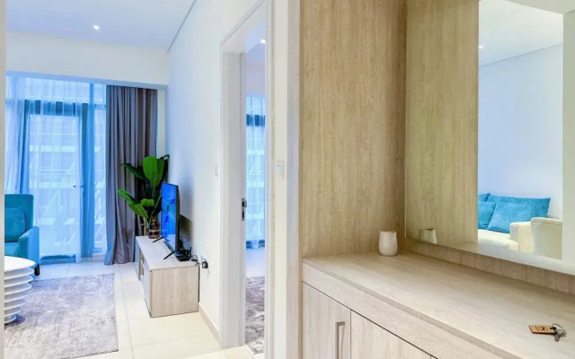 Infinity Pool and Beachfront Apartments - Seven Palm