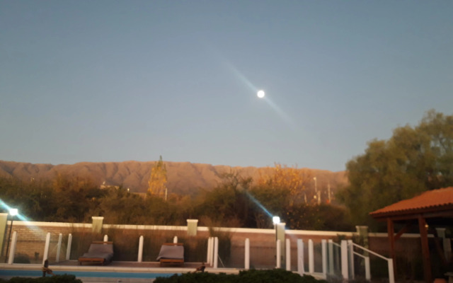 Hosteria Manantial de Carpintería