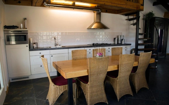 Herkenhoek 5 bedroom apartment