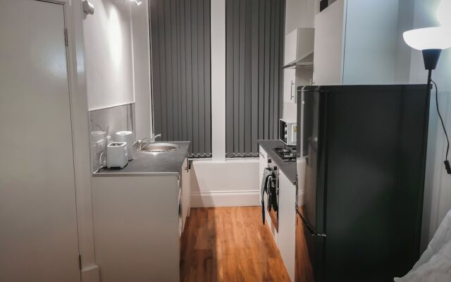 SH Apartments - Dixon Street
