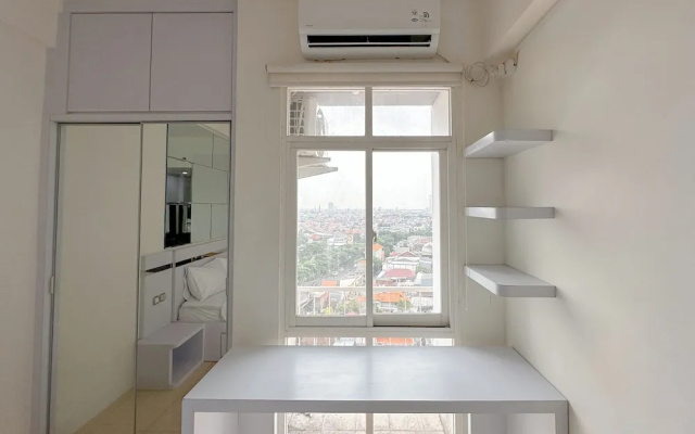Comfortable Stay and Good Place Studio at Bale Hinggil Apartment – Guest Rooms – Surabaya