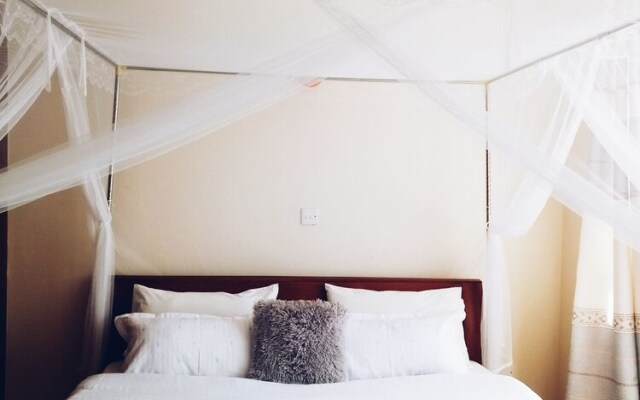 Savannah Airport Apartment