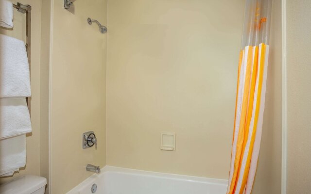 La Quinta Inn & Suites Springdale