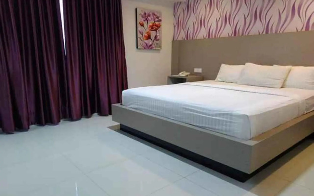 Liras Hotel by Airy Rooms