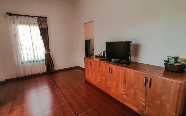 Chaithalay Khanom Resort
