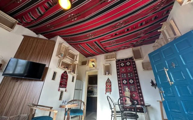 Antica Old Apartment Al-lwebdeh