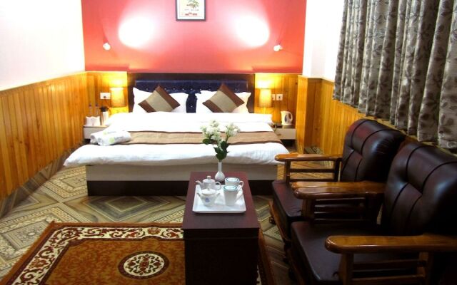 Retreat Hotel & Spa