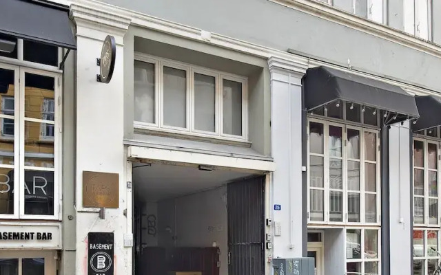 Sanders City - Nimble 1 Bdr Apt In the Capital