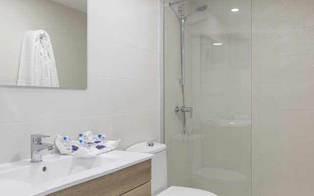 Aparthotel BCL Levante Lux